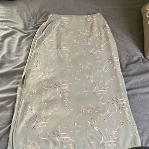 Beautiful Sage Kathie Lee Skirt